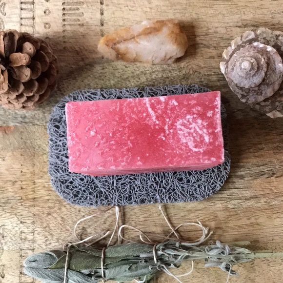 Raspberry Limeade vegan glycerin soap/ 4.5 oz/ Mountain. Mom Soap co / pink - Picture 7 of 11